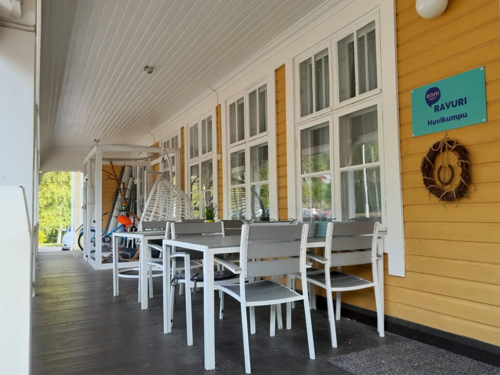 Huvikumpu terassi